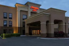 Photograph of Hampton Inn, Clinton