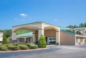 Photograph of Days Inn, Fulton