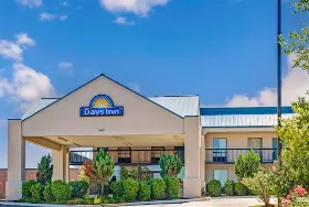 Photograph of Days Inn, Hernando