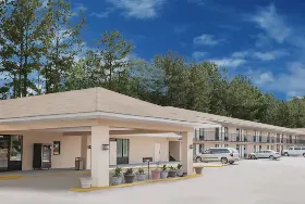 Photograph of Days Inn, Newton