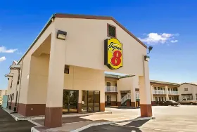 Photograph of Super 8 by Wyndham Hattiesburg North, Hattiesburg