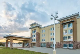 Photograph of La Quinta Inn & Suites, Hattiesburg