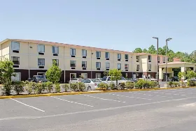 Photograph of Motel 6, Biloxi