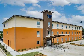 Photograph of Days Inn & Suites by Wyndham Horn Lake/Memphis Graceland, Horn Lake