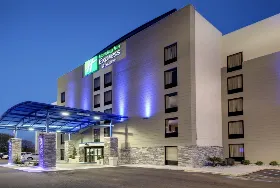 Photograph of Holiday Inn Express, Jackson