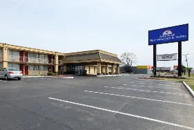 Photograph of Americas Best Value Inn, Greenville