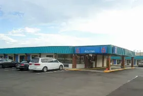 Photograph of Motel 6, Columbus