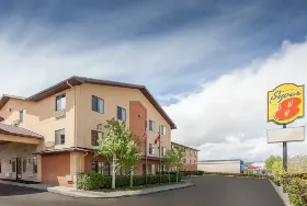 Photograph of Super 8, Butte