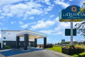 Photograph of La Quinta Inn & Suites by Wyndham Helena, Helena