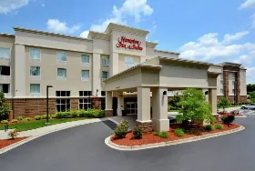 Photograph of Hampton Inn, Huntersville