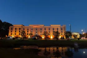 Photograph of Hampton Inn, Washington