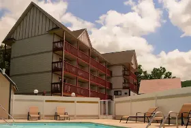 Photograph of Days Inn, Waynesville