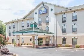 Photograph of Days Inn, Morganton