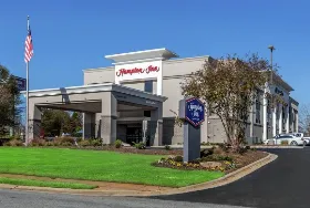 Photograph of Hampton Inn, Mebane