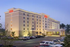 Photograph of Hampton Inn, Raleigh