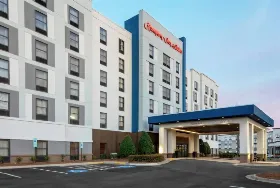 Photograph of Hampton Inn, Concord