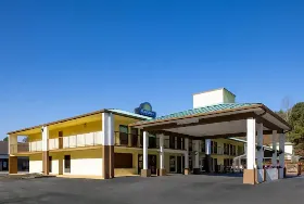 Photograph of Days Inn, Murphy
