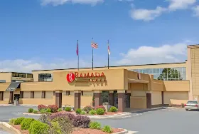 Photograph of Ramada Plaza by Wyndham Charlotte/South End Airport, Charlotte