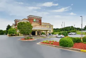 Photograph of Holiday Inn Express, Burlington
