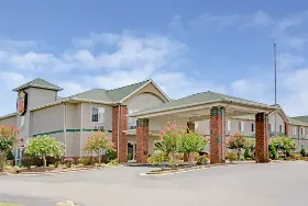 Photograph of Super 8, Salisbury