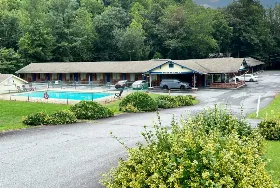 Photograph of Scottish Inns, Maggie Valley