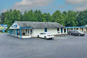 Photograph of Scottish Inns, Mocksville