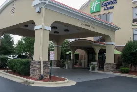Photograph of Holiday Inn Express & Suites, Sanford