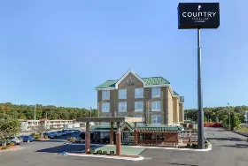 Photograph of Country Inn & Suites, Lumberton