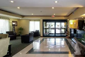 Photograph of Country Inn & Suites, Shelby
