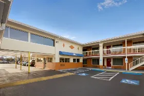 Photograph of Days Inn, Jacksonville