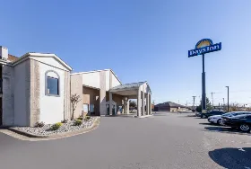 Photograph of Days Inn, Mooresville