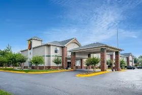 Photograph of Super 8, Salisbury