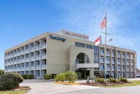 Photograph of Travelodge, Kill Devil Hills