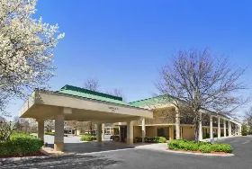 Photograph of Howard Johnson by Wyndham Greensboro Near the Coliseum, Greensboro