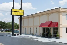 Photograph of Super 8, Greensboro