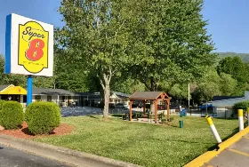 Photograph of Super 8, Asheville