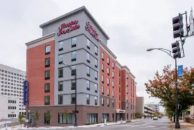 Photograph of Hampton Inn, Winston-Salem