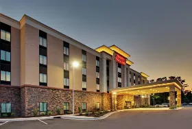 Photograph of Hampton Inn, Southport
