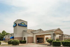 Photograph of Days Inn, Yadkinville