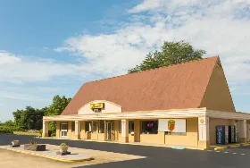 Photograph of Super 8, Fletcher