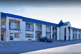 Photograph of Knights Inn, Lumberton