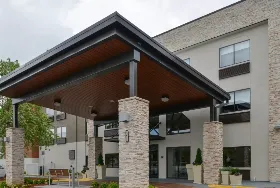 Photograph of Holiday Inn Express, Raleigh