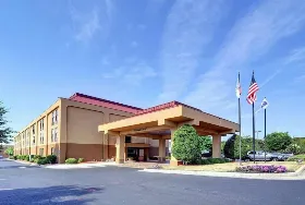 Photograph of Hampton Inn, Eden