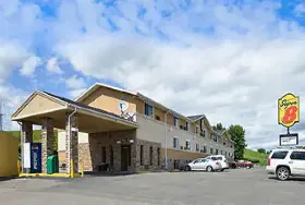 Photograph of Super 8, Minot