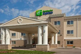 Photograph of Holiday Inn Express, Devils Lake