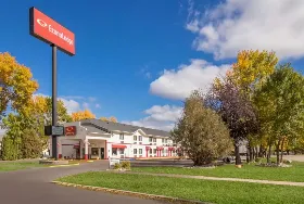Photograph of Econo Lodge, Grand Forks