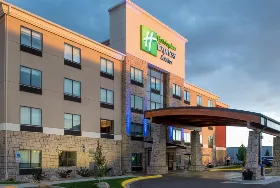 Photograph of Holiday Inn Express & Suites, Bismarck
