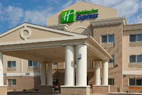 Photograph of Holiday Inn Express, Devils Lake