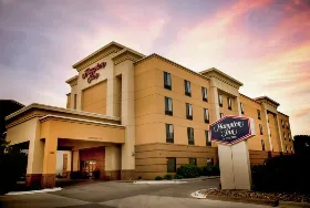Photograph of Hampton Inn, Norfolk