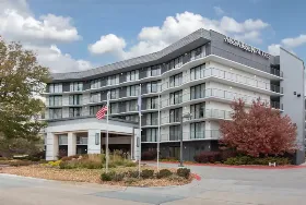 Photograph of Aksarben Suites, Omaha